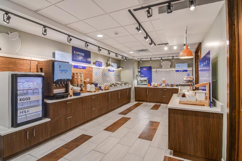 Holiday Inn Express - Fort Walton Beach Central By Ihg Exterior photo