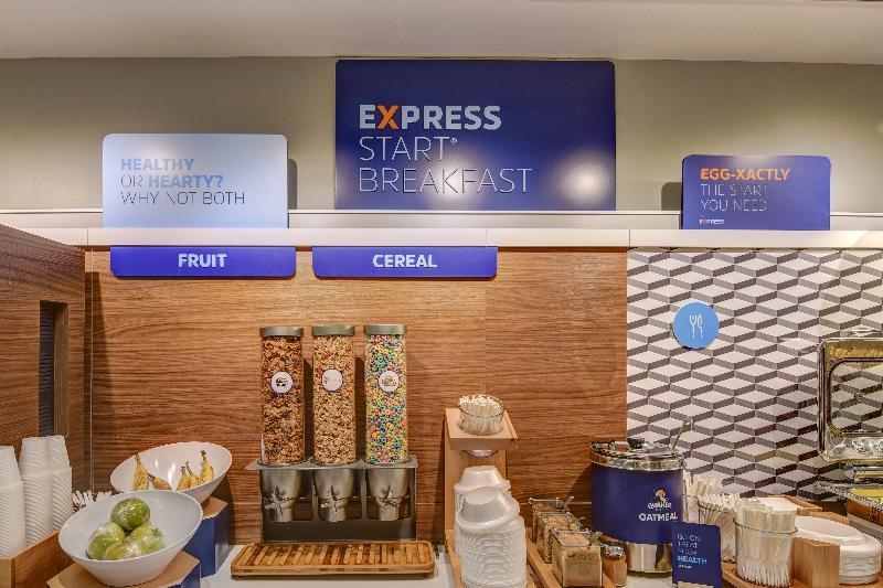 Holiday Inn Express - Fort Walton Beach Central By Ihg Exterior photo