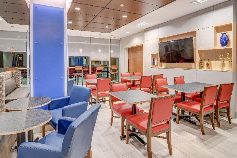 Holiday Inn Express - Fort Walton Beach Central By Ihg Exterior photo